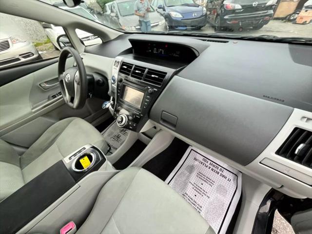 2012 Toyota Prius v Two