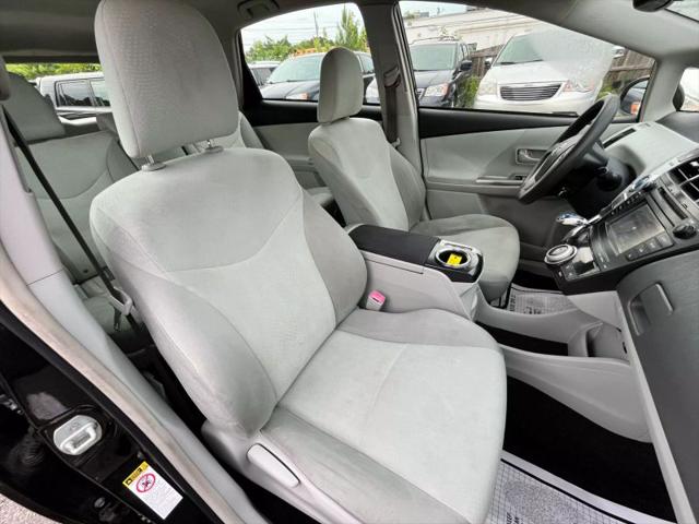 2012 Toyota Prius v Two