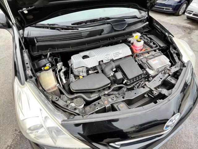 2012 Toyota Prius v Two