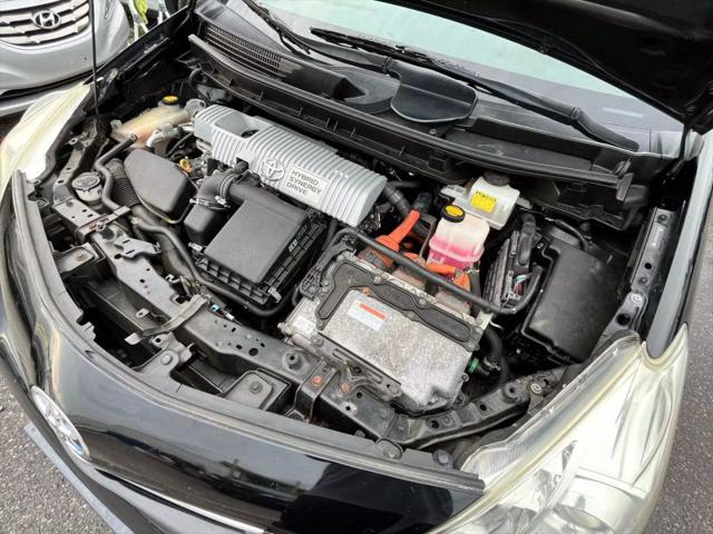 2012 Toyota Prius v Two