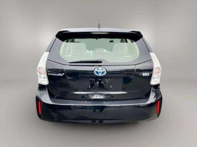 2012 Toyota Prius v Two