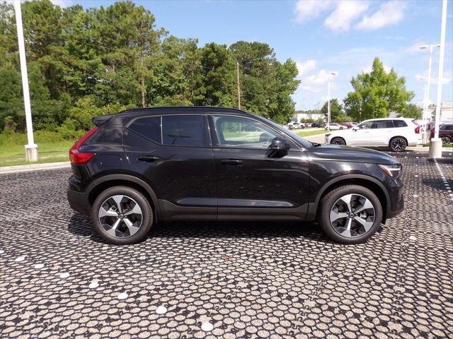 2026 Volvo XC40 B5 Plus