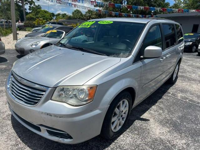 2012 Chrysler Town & Country Touring