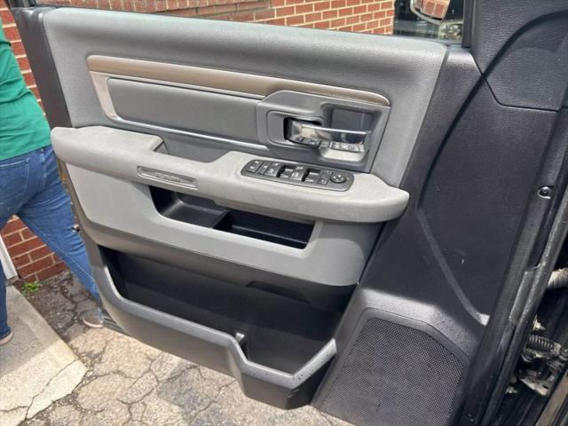 2017 Ram 2500 SLT Crew Cab 4x4 64 Box
