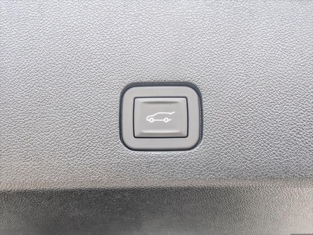 2025 Cadillac XT6 FWD Luxury