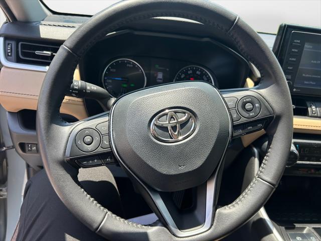 2022 Toyota RAV4 Hybrid XLE Premium