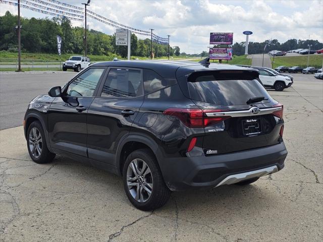 2021 Kia Seltos LX 2021 Kia Seltos LX