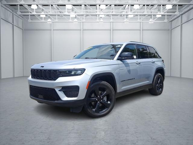 2023 Jeep Grand Cherokee Altitude 4x4