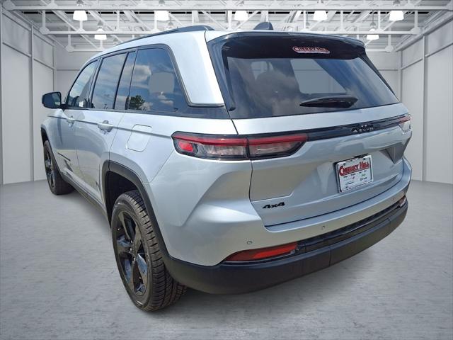 2023 Jeep Grand Cherokee Altitude 4x4