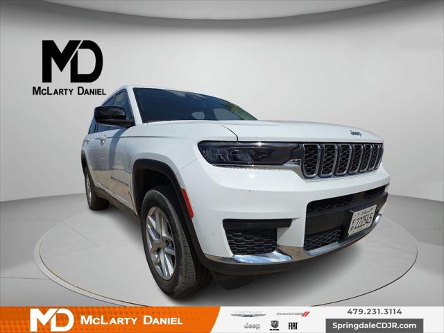 2023 Jeep Grand Cherokee L Laredo 4x4
