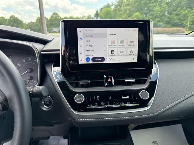 2025 Toyota Corolla Hatchback SE