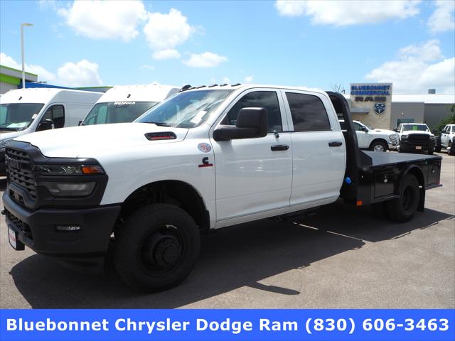 2025 RAM Ram 3500 Chassis Cab RAM 3500 TRADESMAN CREW CAB CHASSIS 4X4 60 CA