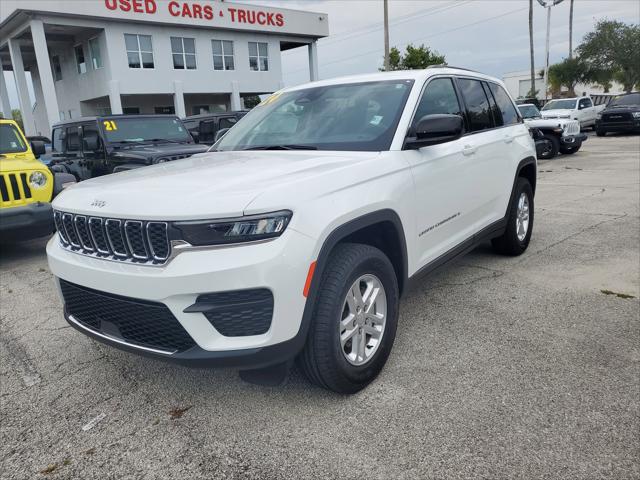 2024 Jeep Grand Cherokee Laredo 4x2