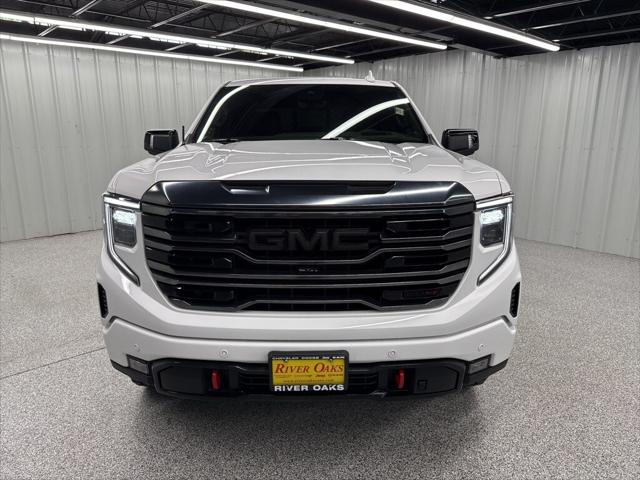2024 GMC Sierra 1500 4WD Crew Cab Short Box AT4