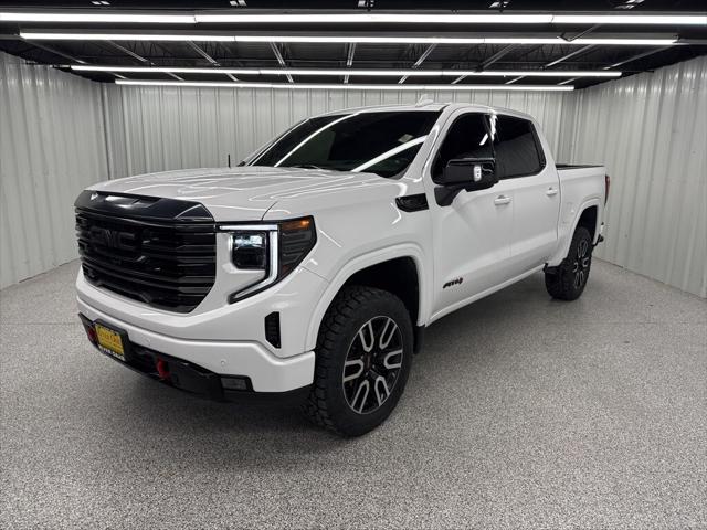 2024 GMC Sierra 1500 4WD Crew Cab Short Box AT4
