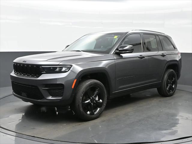 2022 Jeep Grand Cherokee Altitude 4x4