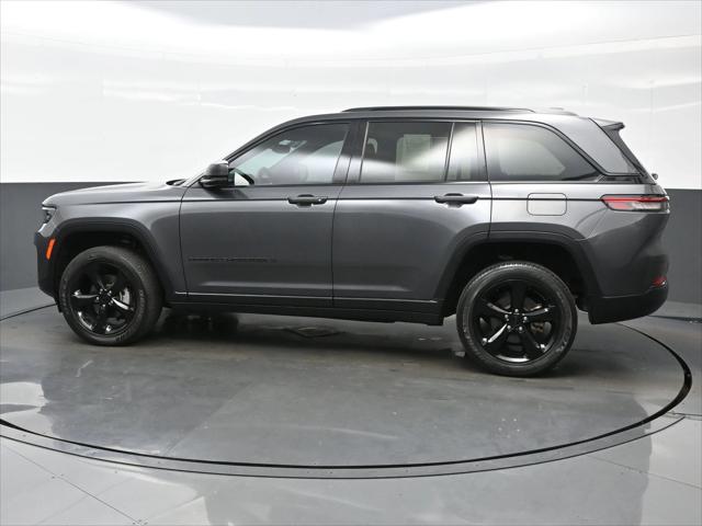 2022 Jeep Grand Cherokee Altitude 4x4