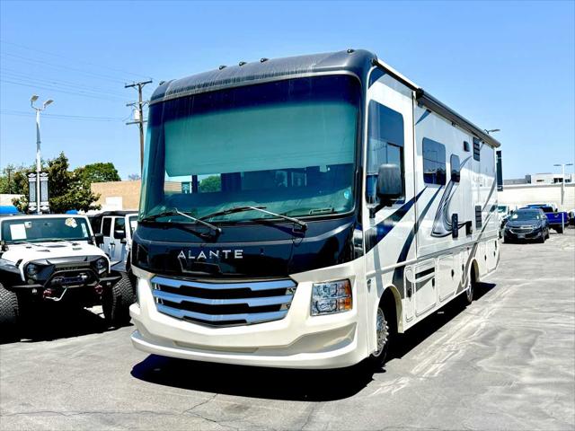 2022 Ford F-53 29S