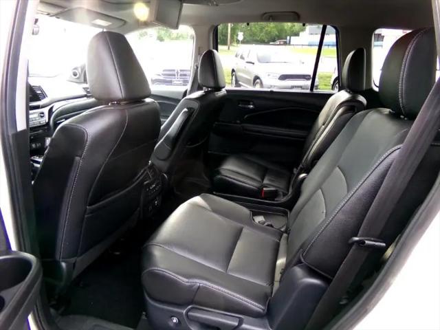 2022 Honda Pilot AWD Touring 7 Passenger