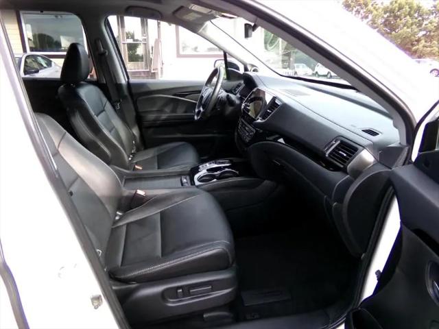 2022 Honda Pilot AWD Touring 7 Passenger