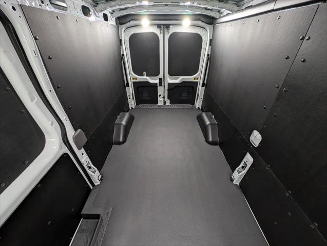 2025 Ford Transit Cargo Van Base