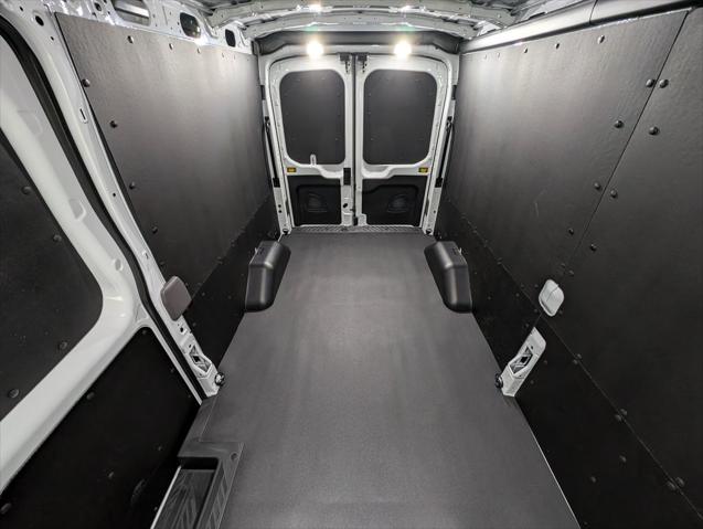 2025 Ford Transit Cargo Van Base