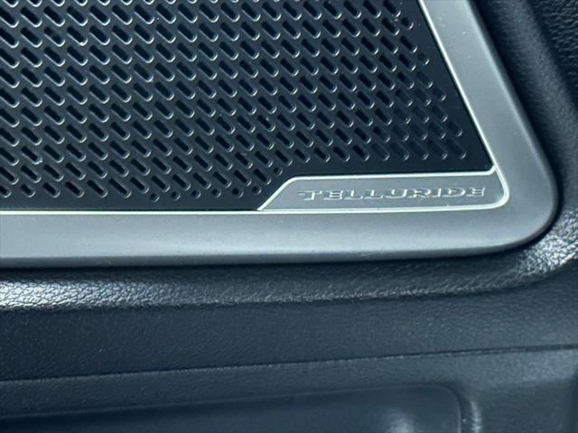 2022 Kia Telluride LX