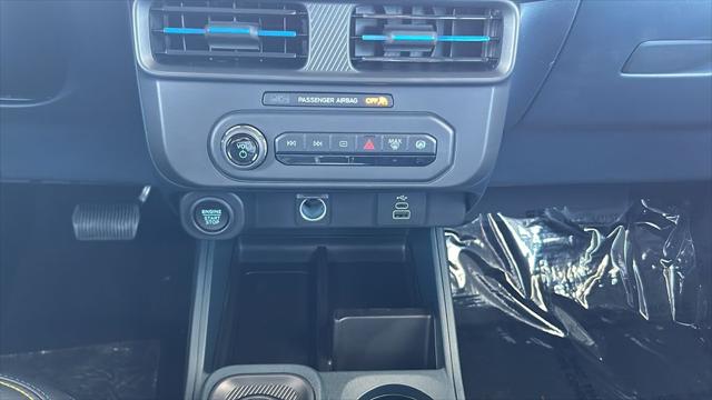 2025 Ford Maverick Lobo Standard
