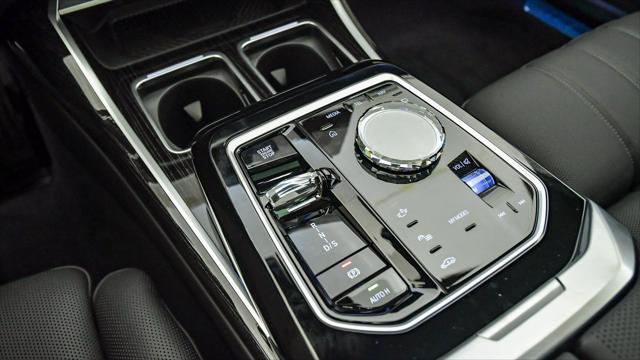 2026 BMW 7 Series 750e xDrive