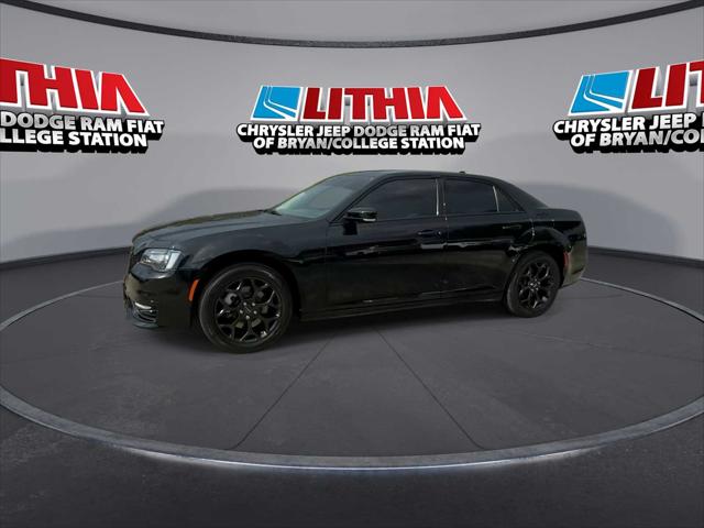 2023 Chrysler 300 Touring L AWD