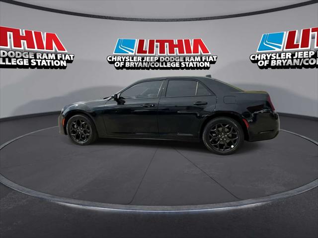 2023 Chrysler 300 Touring L AWD