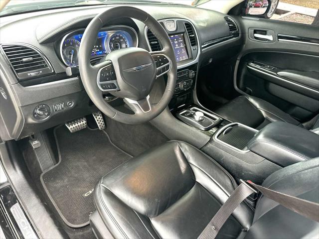 2023 Chrysler 300 Touring L AWD