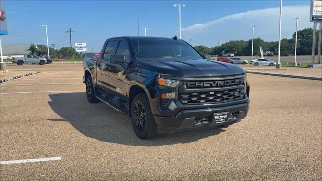 2023 Chevrolet Silverado 1500 2WD Crew Cab Short Bed Custom