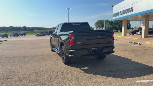 2023 Chevrolet Silverado 1500 2WD Crew Cab Short Bed Custom