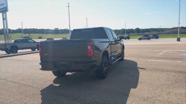 2023 Chevrolet Silverado 1500 2WD Crew Cab Short Bed Custom