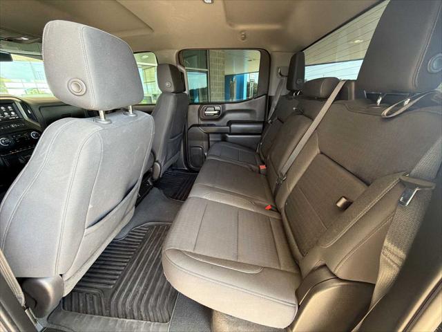 2023 Chevrolet Silverado 1500 2WD Crew Cab Short Bed Custom