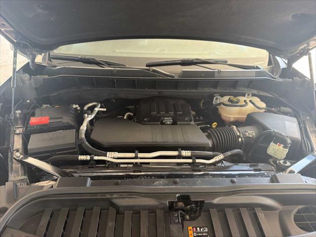 2023 Chevrolet Silverado 1500 2WD Crew Cab Short Bed Custom