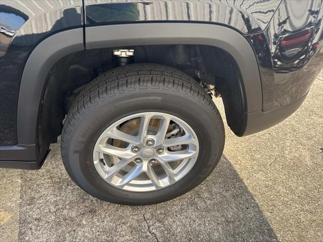 2025 Jeep Grand Cherokee GRAND CHEROKEE LAREDO X 4X2 2025 Jeep Grand Cherokee GRAND CHEROKEE LAREDO X 4X2