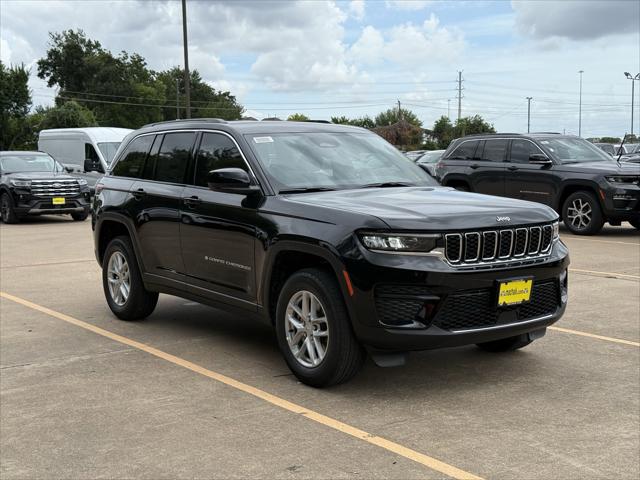 2025 Jeep Grand Cherokee GRAND CHEROKEE LAREDO X 4X2