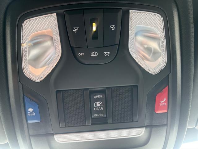 2025 Ram 1500 Tradesman Crew Cab 4x4 57 Box