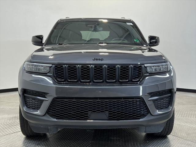 2022 Jeep Grand Cherokee Altitude 4x4