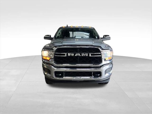 2020 RAM 2500 Tradesman Crew Cab 4X4 64 Box