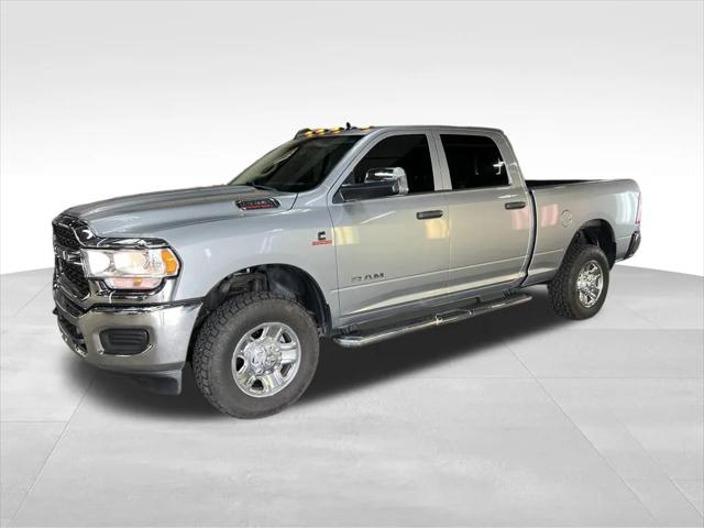 2020 RAM 2500 Tradesman Crew Cab 4X4 64 Box