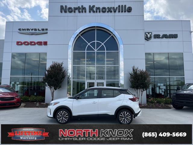 2022 Nissan Kicks SV Xtronic CVT