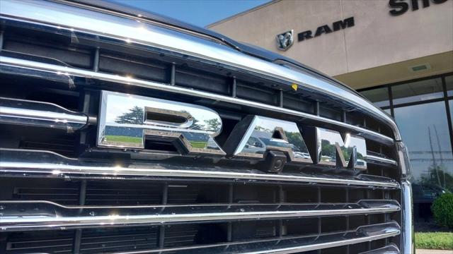 2025 RAM 1500 Laramie Crew Cab 4x4 57 Box