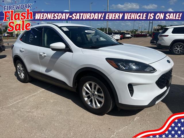 2020 Ford Escape SE