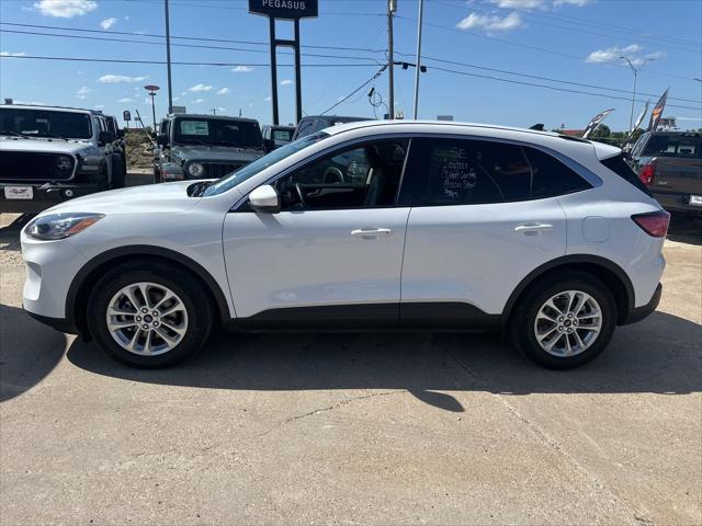 2020 Ford Escape SE