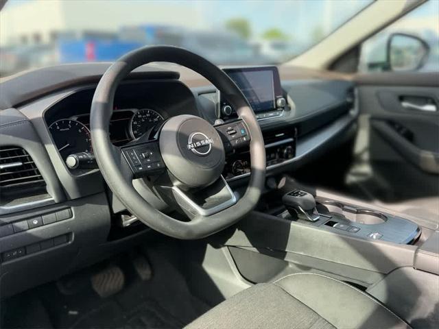 2022 Nissan Rogue SV FWD