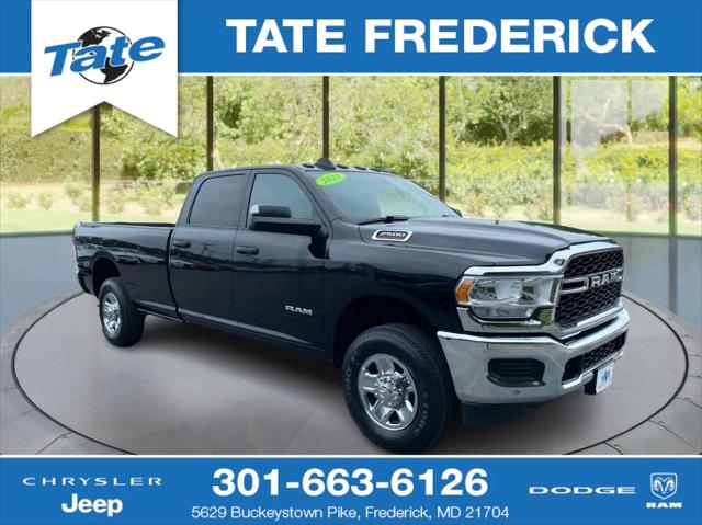 2021 RAM 2500 Tradesman Crew Cab 4x4 8 Box