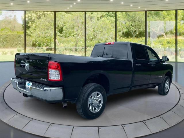 2021 RAM 2500 Tradesman Crew Cab 4x4 8 Box